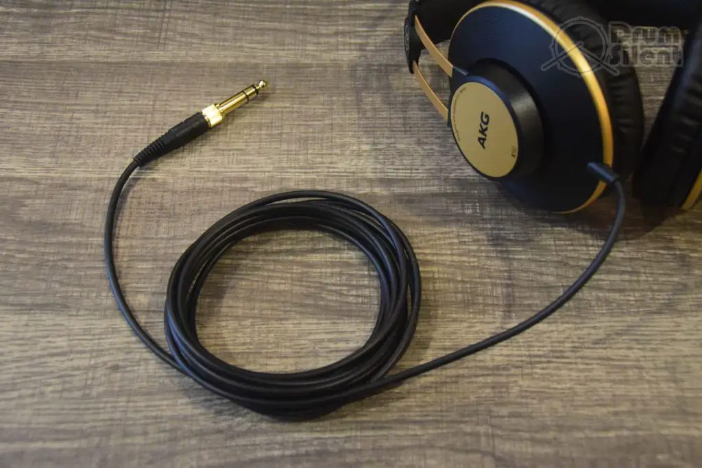 AKG K92 Professional Closed-Black Studio Headphones with Knox Gear  Headphone Amp